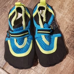 Size 7 Blue, black and green water shoes